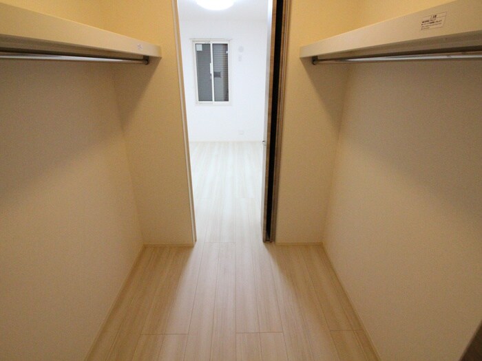 ヴィア・ラッテアの物件内観写真