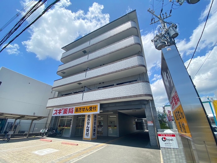 エリーフラッツ梅ノ宮の物件外観写真