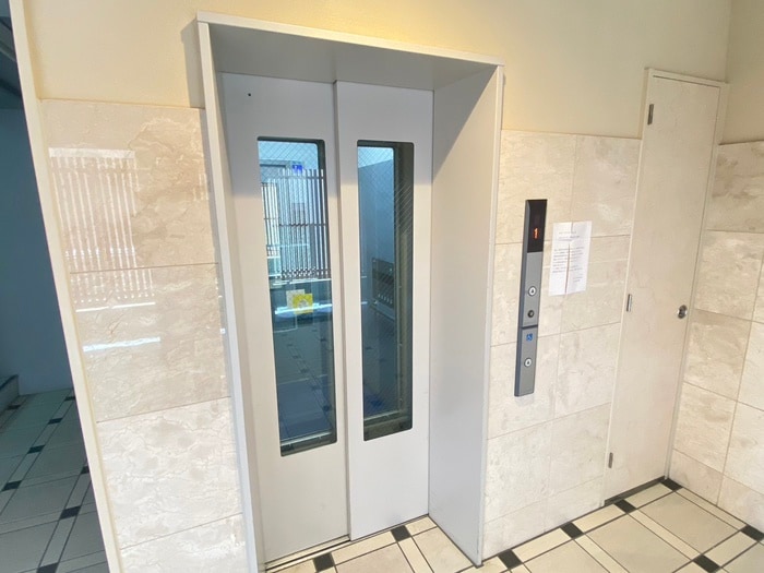 エリーフラッツ梅ノ宮の物件外観写真