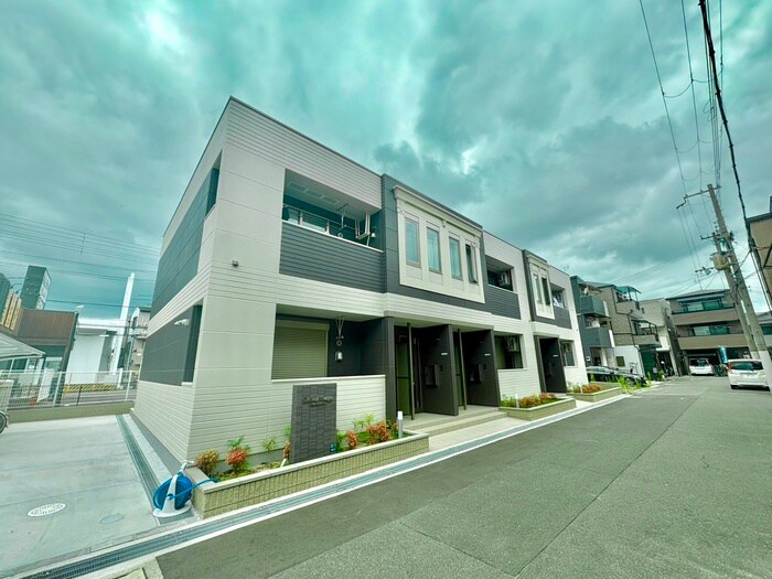 グランステージの物件外観写真