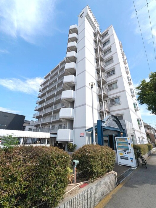 ヴィラスリ－スタ－鶴浜の物件外観写真