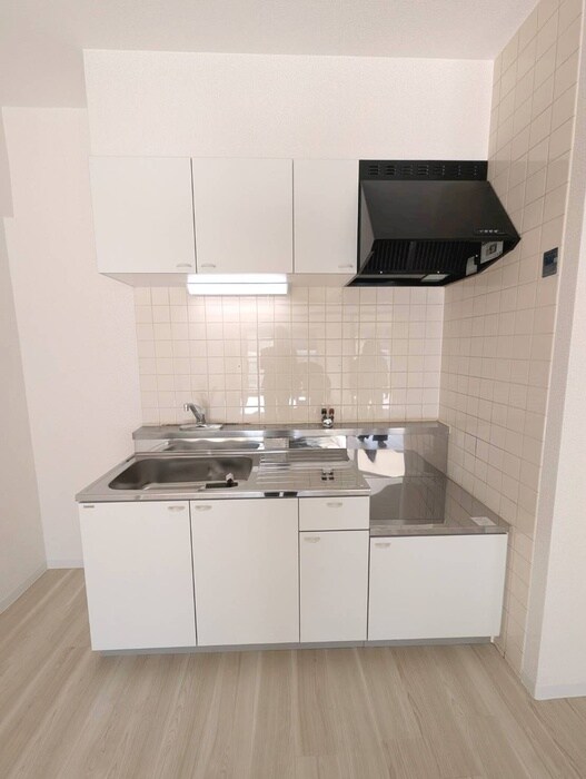 ヴィラスリ－スタ－鶴浜の物件内観写真