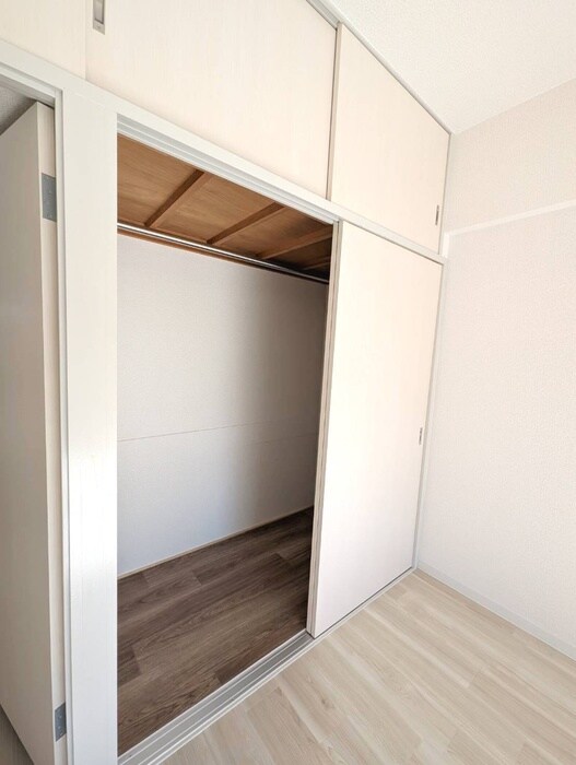 ヴィラスリ－スタ－鶴浜の物件内観写真