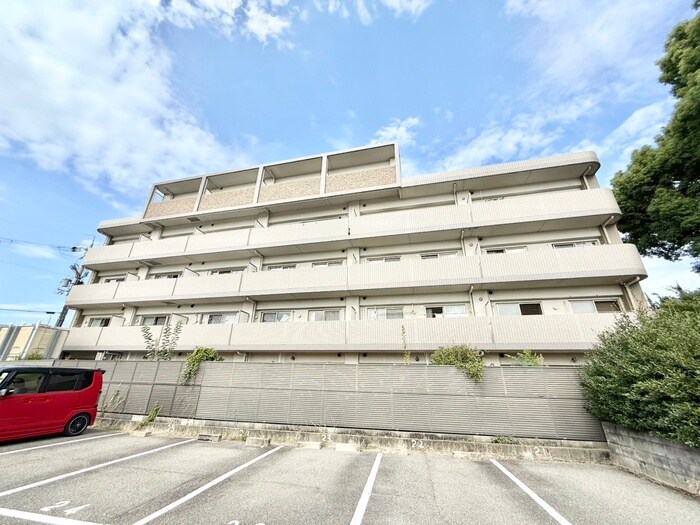 ジョナサンの物件外観写真