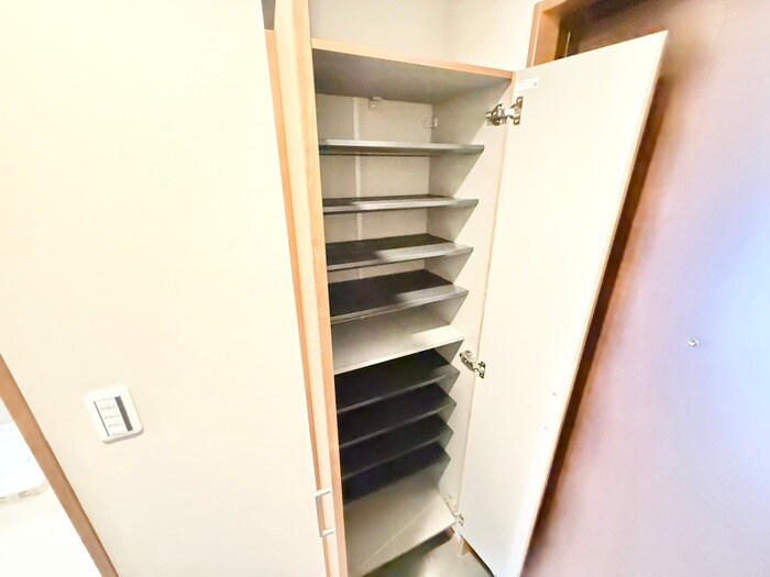 フォルモント城陽の物件内観写真