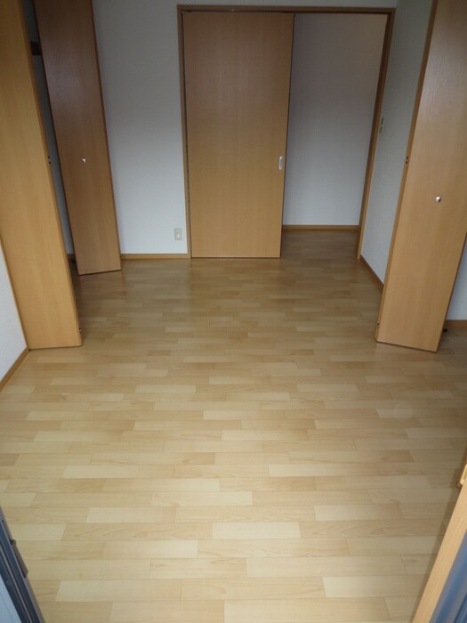 カ－サジュネスＡ棟の物件内観写真