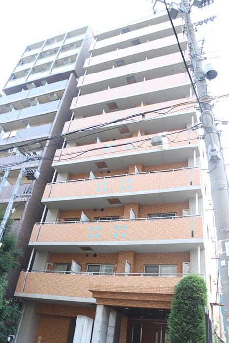 ジュネーゼグラン東梅田(1004)の物件外観写真