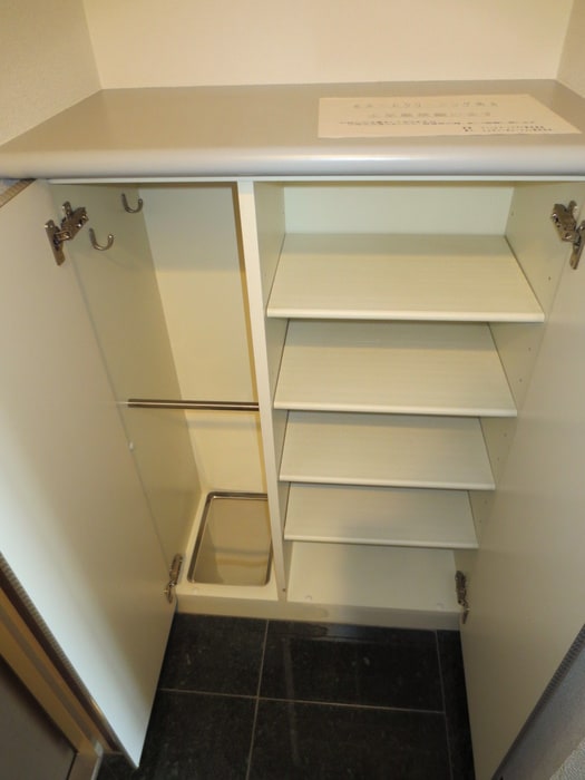 ジュネーゼグラン東梅田(1004)の物件内観写真