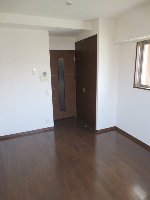 ジュネーゼグラン東梅田(1004)の物件内観写真