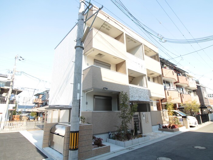 フォーリーブス　３３　Ａ棟の物件外観写真