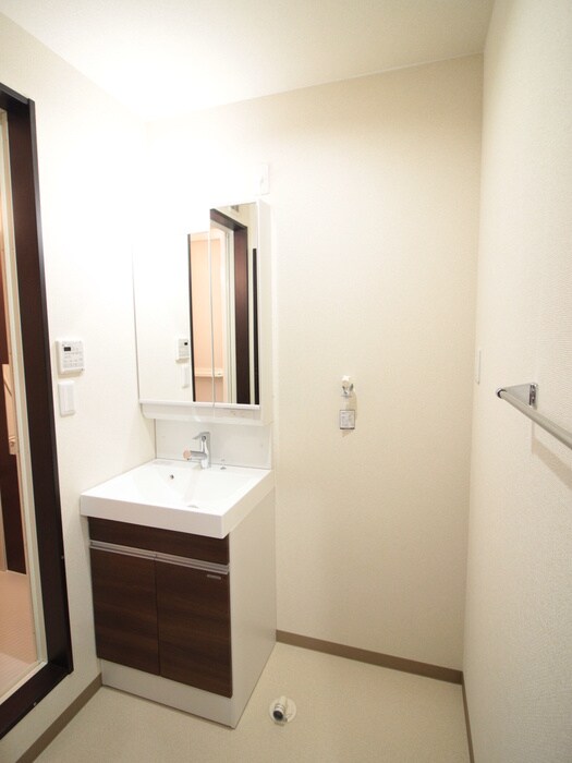 フォーリーブス　３３　Ａ棟の物件内観写真