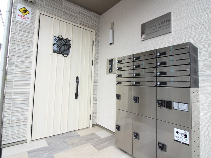 クリエオーレ高井田西の物件外観写真