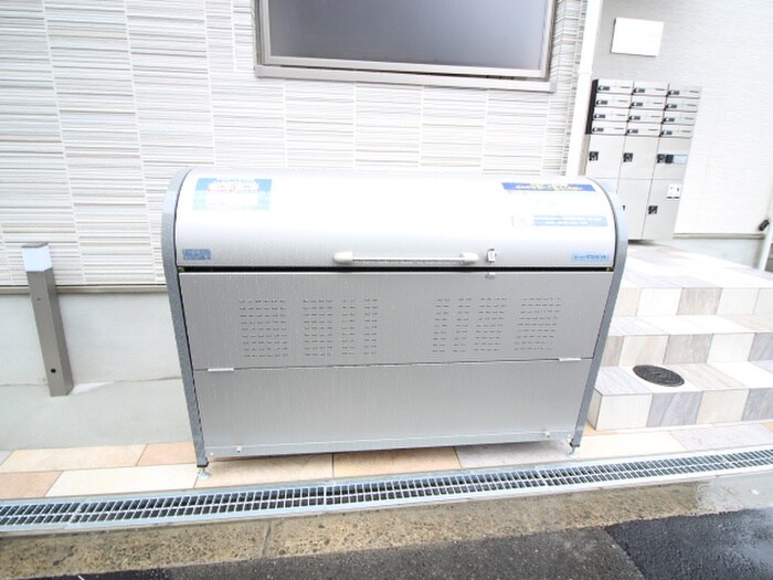 クリエオーレ高井田西の物件外観写真