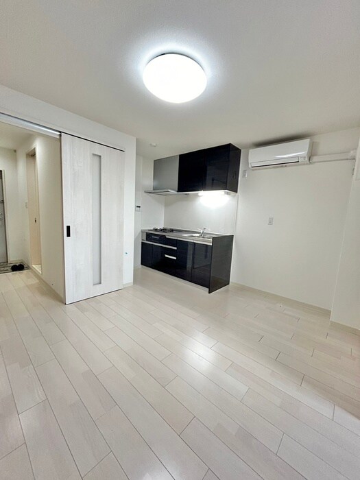 クリエオーレ高井田西の物件内観写真