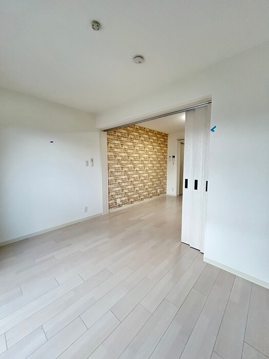 クリエオーレ高井田西の物件内観写真