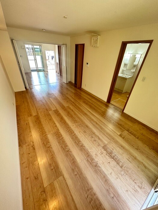 セラフィーメゾン東香里園の物件内観写真