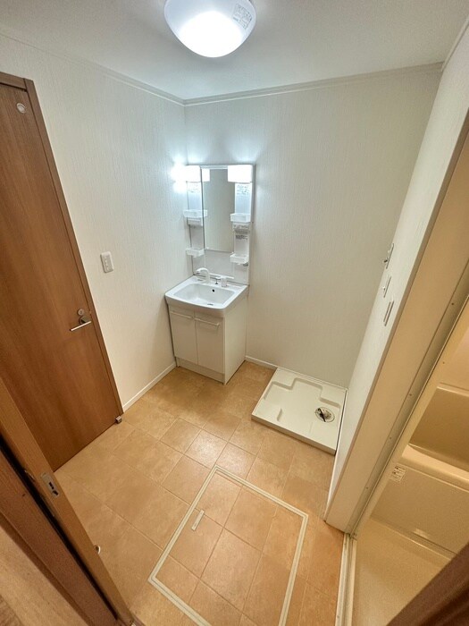 セラフィーメゾン東香里園の物件内観写真