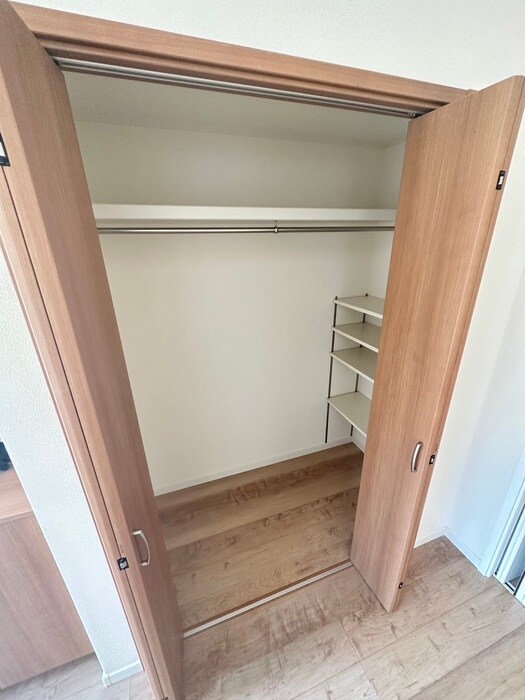 セラフィーメゾン東香里園の物件内観写真