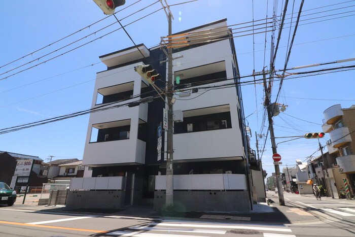 シロハイヌ西難波の物件外観写真