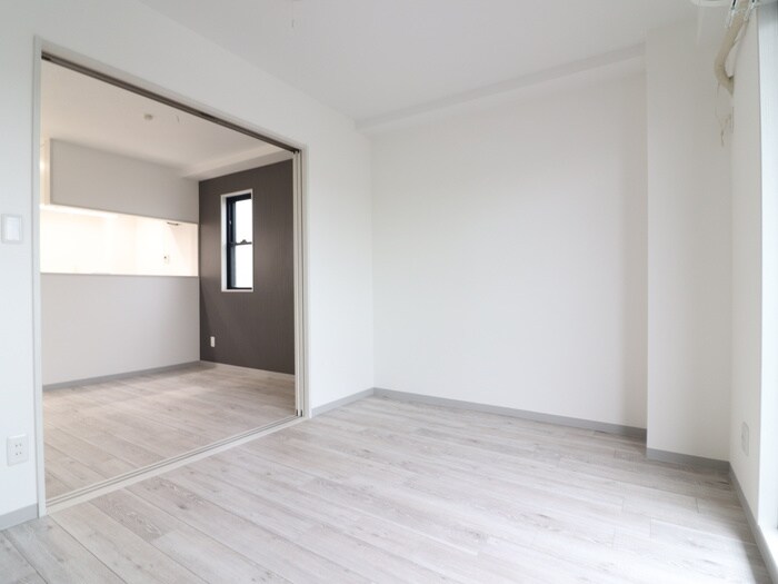 シロハイヌ西難波の物件内観写真