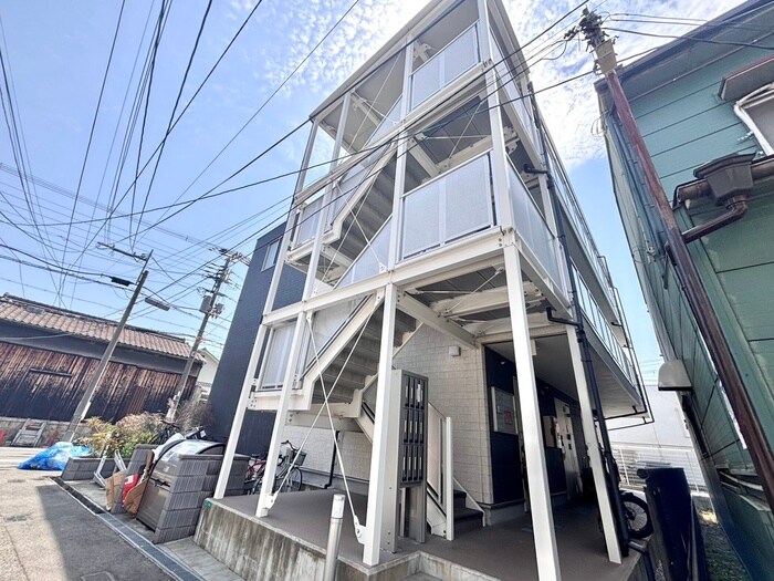 ラパンジール加島の物件外観写真