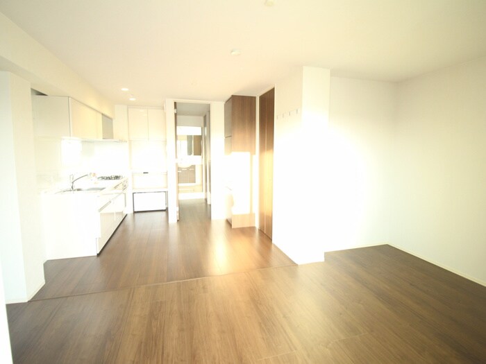 LS RESIDENCE NAKAMOZUの物件内観写真