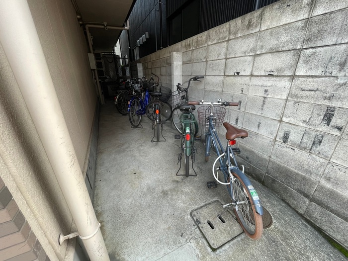 ハイツヴァレイ中百舌鳥の物件外観写真