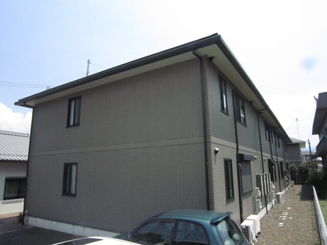 フル－レ高砂の物件外観写真