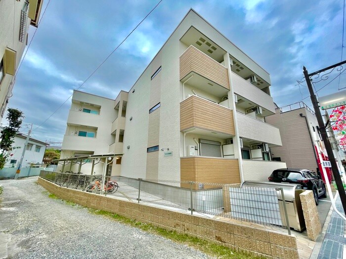 フジパレス萱島桜園町の物件外観写真