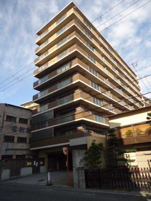 ｴｽﾃﾑｺ-ﾄ門真ﾃﾞｨｱ-ﾅ(704)の物件外観写真