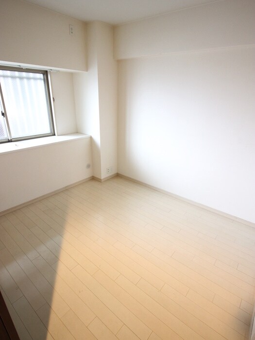 ｴｽﾃﾑｺ-ﾄ門真ﾃﾞｨｱ-ﾅ(704)の物件内観写真