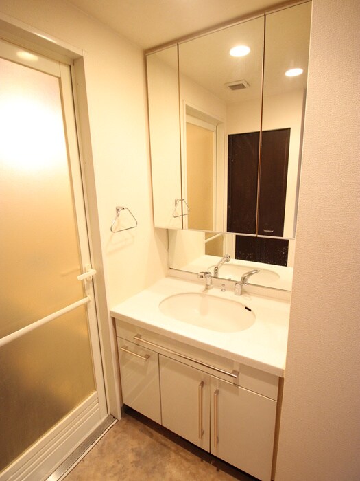 ｴｽﾃﾑｺ-ﾄ門真ﾃﾞｨｱ-ﾅ(704)の物件内観写真