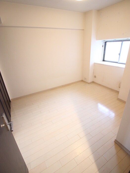 ｴｽﾃﾑｺ-ﾄ門真ﾃﾞｨｱ-ﾅ(704)の物件内観写真