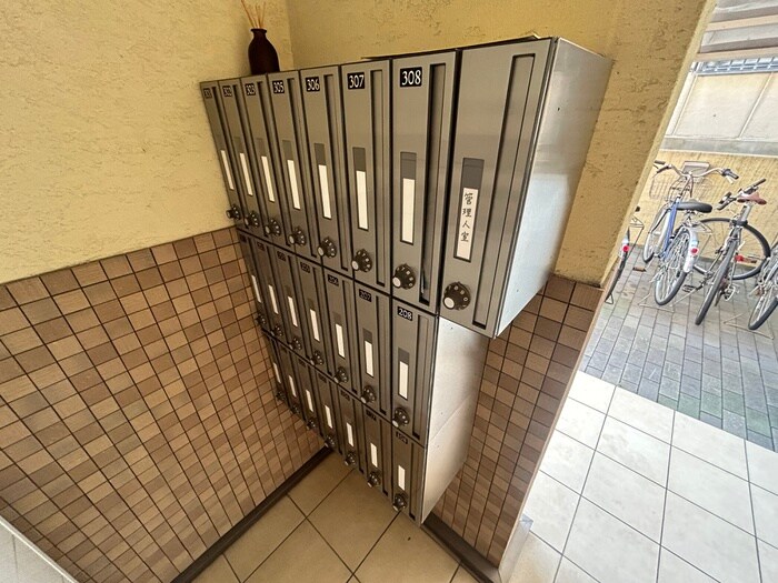 フラッティ梅小路の物件外観写真