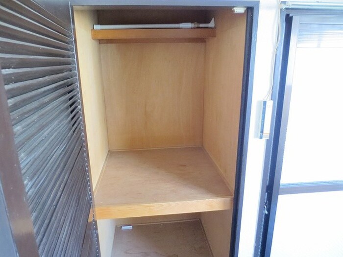 ロイヤルハイツ兵庫の物件内観写真