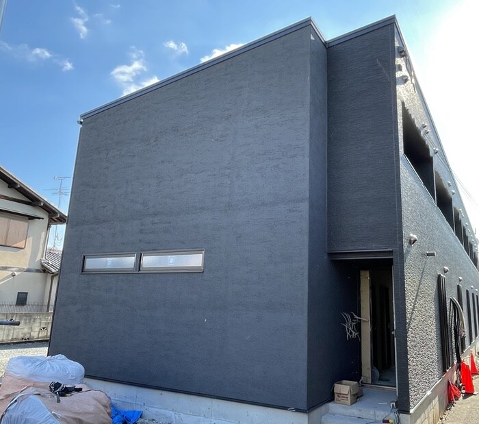 アヴァロン富田の物件外観写真