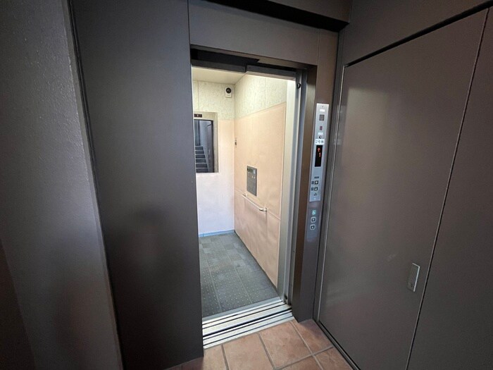 ﾊﾟｰｸ･ﾊｲﾑ神戸熊内町(303)の物件外観写真