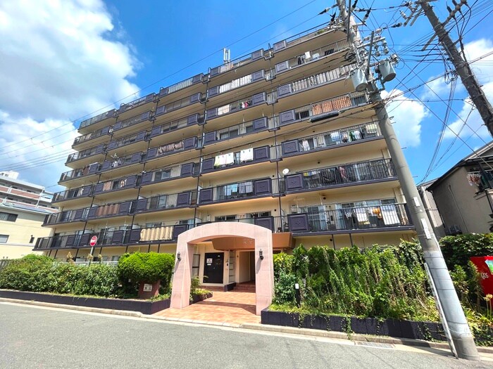 ネオハイツ西宮の物件外観写真