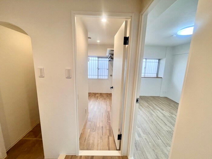 ネオハイツ西宮の物件内観写真