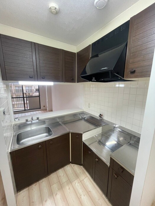 サンフラッツ南桜塚の物件内観写真