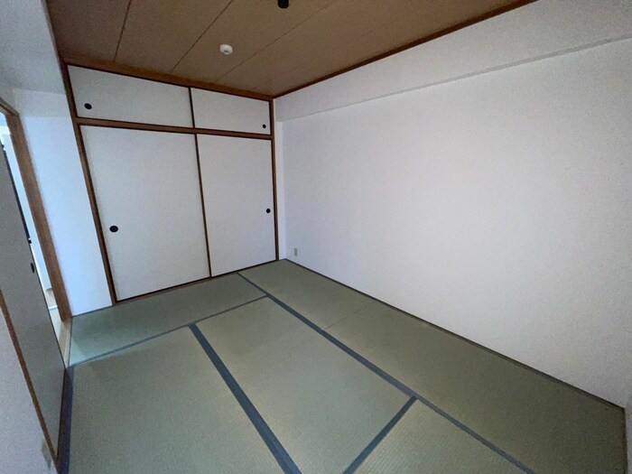 サンフラッツ南桜塚の物件内観写真