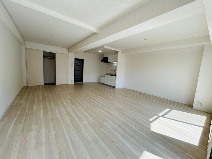 サンフラッツ南桜塚の物件内観写真