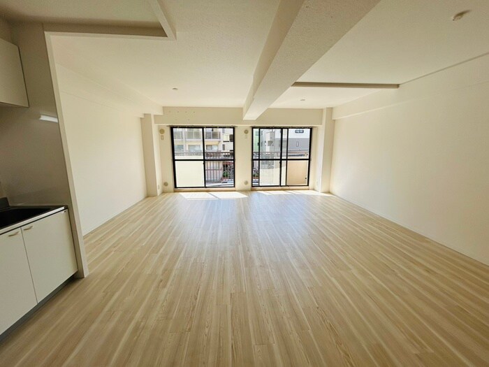 サンフラッツ南桜塚の物件内観写真