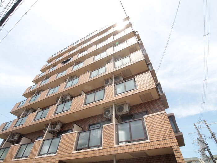 リアライズ西淡路の物件外観写真