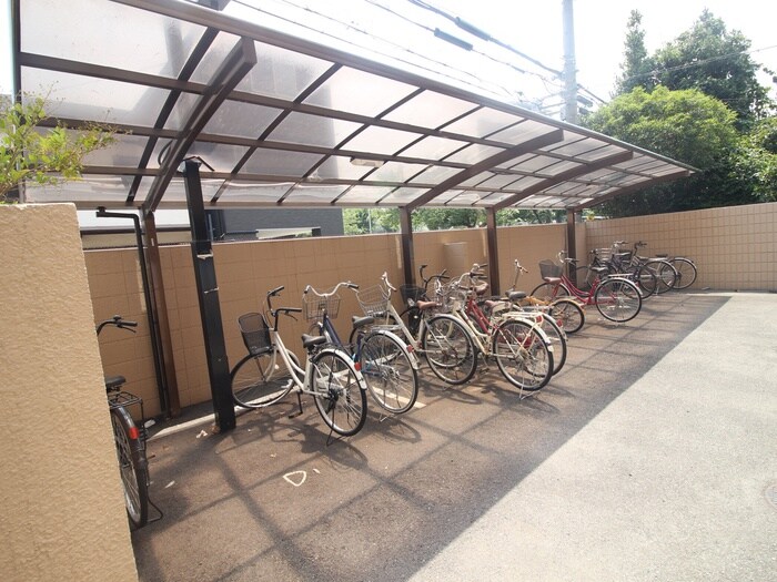 リアライズ西淡路の物件外観写真