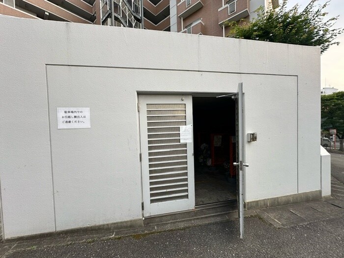 ウイング旭ヶ丘の物件外観写真