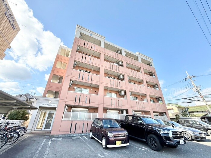 グランベル三山木の物件外観写真