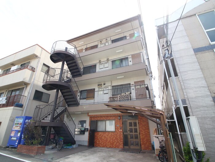 ハイムルルの物件外観写真