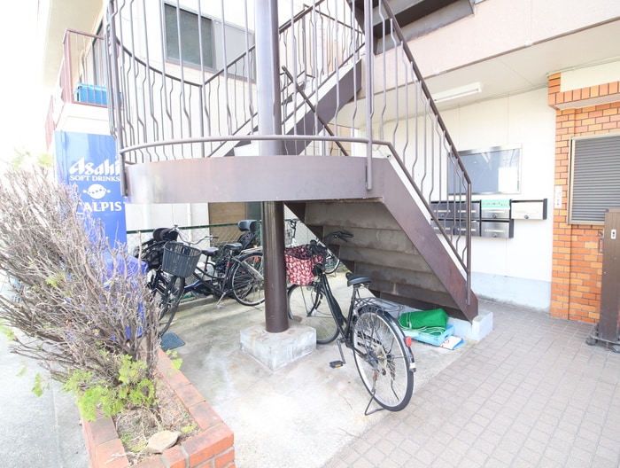 ハイムルルの物件外観写真