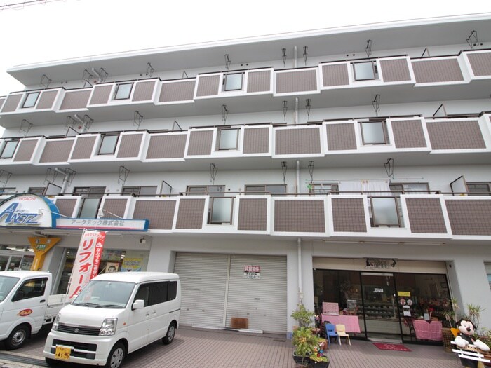 メゾンヒラクの物件外観写真